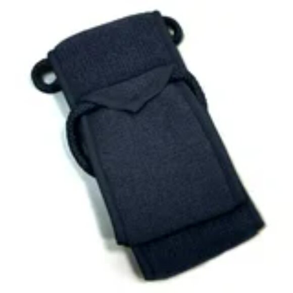 AQUIS Double-Sided Exfoliating & Cleansing Back Scrubber Beige or Black - Picture 4 of 12